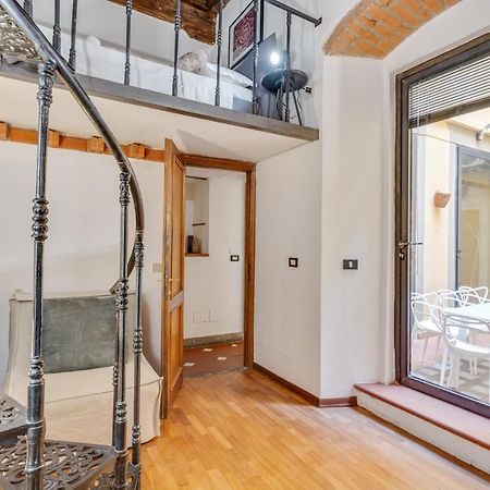 Palazzo Pitti Apartment With Terrace Флоренция Экстерьер фото